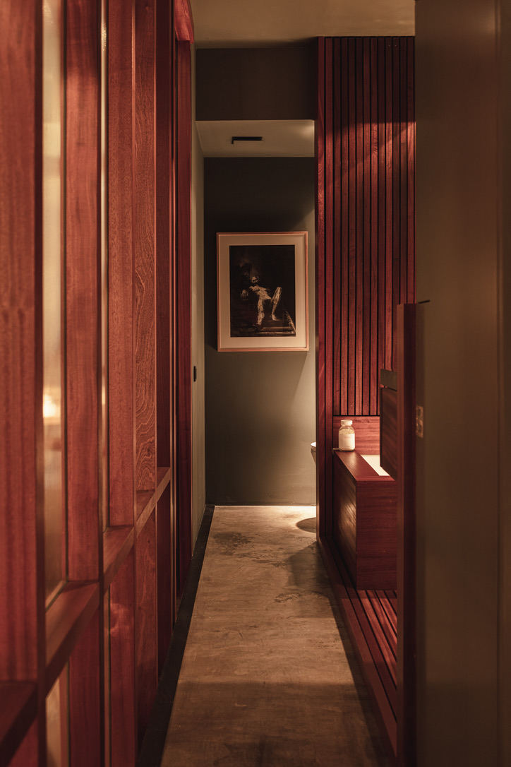 43B0178C-2779-4FAA-A99F-1FEFD18C7B0F_1_105_c