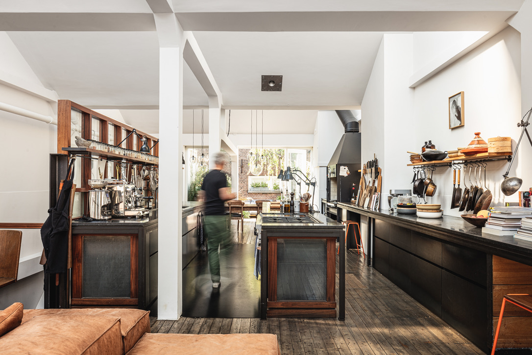 6A129FFC-79F7-4E5B-9BC2-64C1449AB5E4_1_105_c