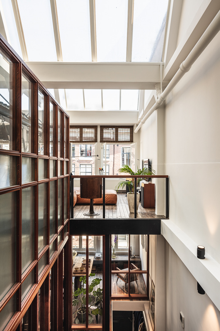 C1921564-63E0-404B-918C-B28BC5F741B1_1_105_c